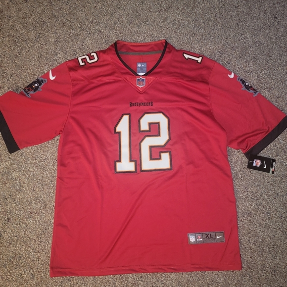Tampa Bay Buccaneers Tom Brady Jersey XL new with tags - Picture 8 of 10